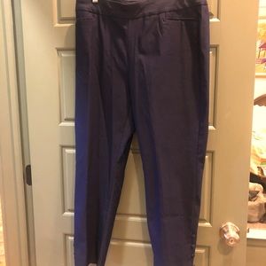 Chico’s So Slimming Brigitte Button Hem Ankle Pant
